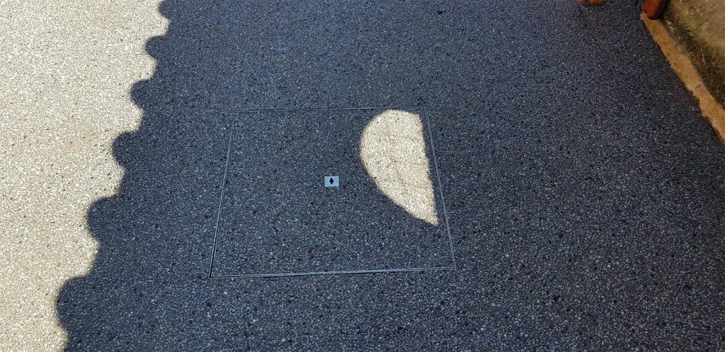 Béton imprimé Valence : béton bouchardé